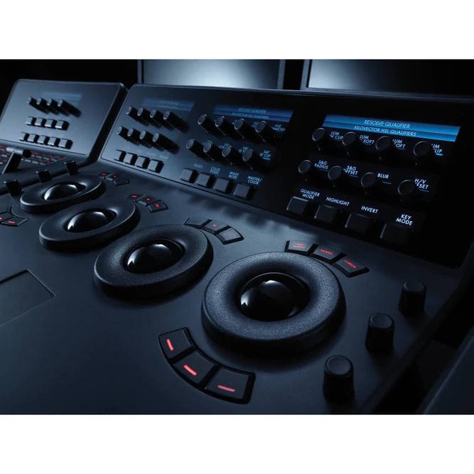 Blackmagic Design DaVinci Resolve & Fusion Software DaVinci Resolve Advanced Panel (includes DaVinci Resolve)